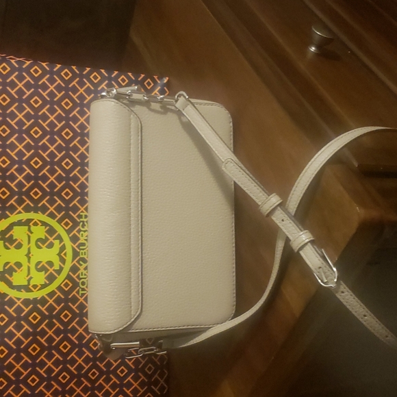 Tory Burch Thea Mini Bag - Picture 2 of 10